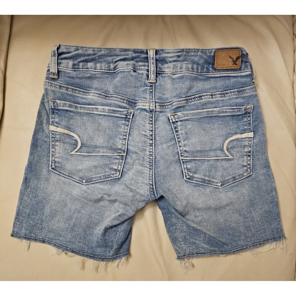American Eagle Midi Denim Shorts Women's US 2 Light Wash Super Stretch Cut Off